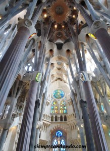 El interior de la Sagrada Familia