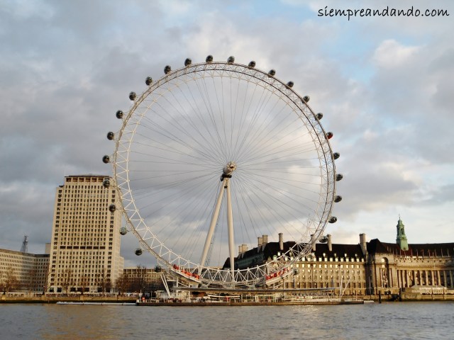 London Eye.